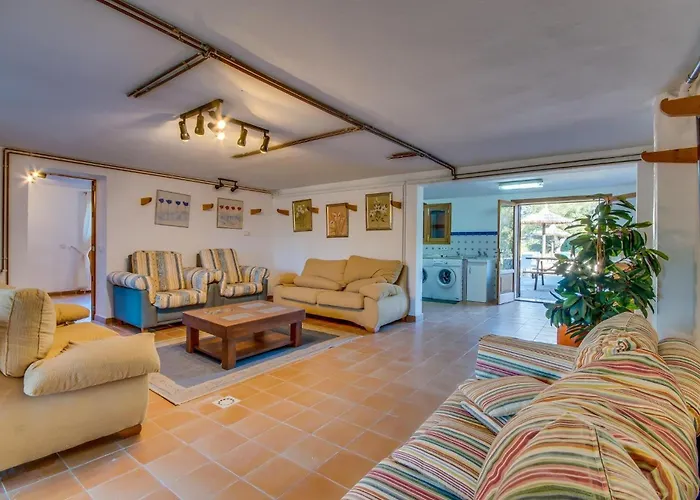 La Caseta Almadrava Tatil Evi *